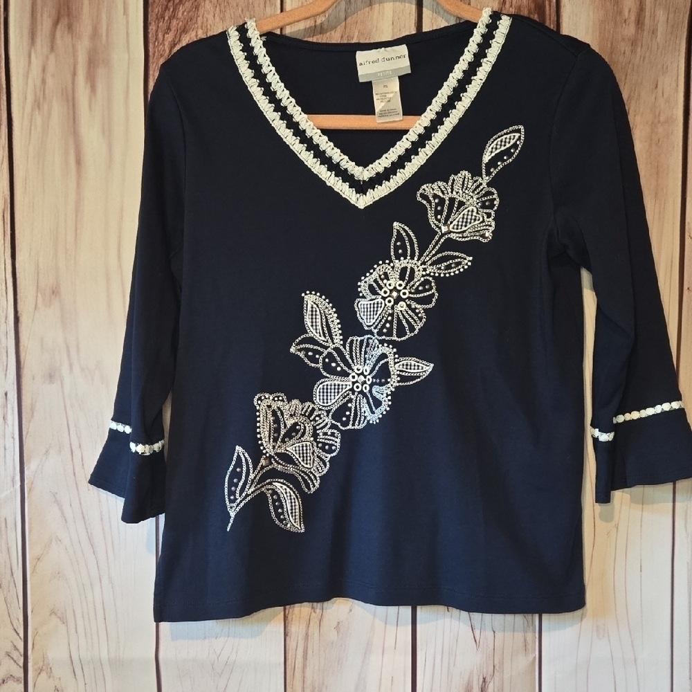 Alfred Dunner Navy Top with White Floral Gingham Print Petite Small Grandmacore